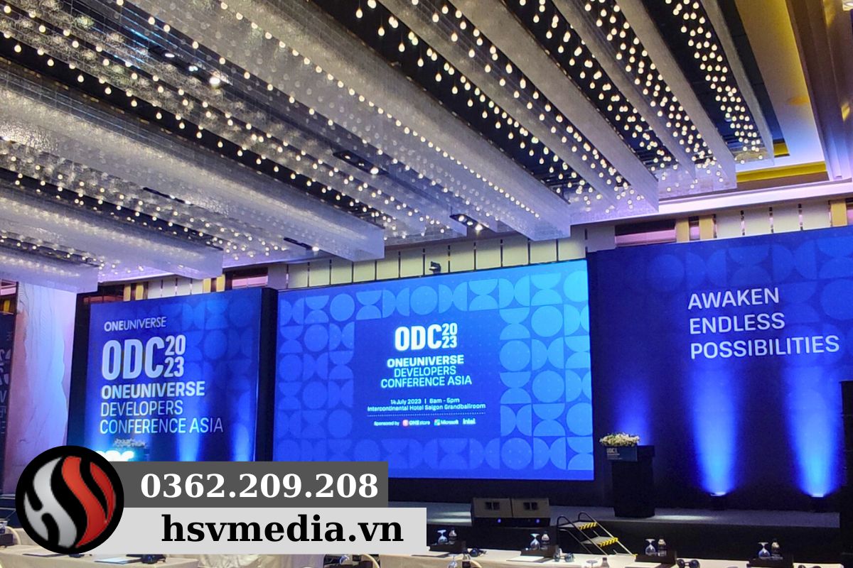 Giải pháp màn hình LED sự kiện Colorlight tại Singapore Expo với hiển thị 4K sắc nét, lắp đặt linh hoạt, xử lý tín hiệu chuyên nghiệp và vận hành ổn định cho hội nghị quốc tế.